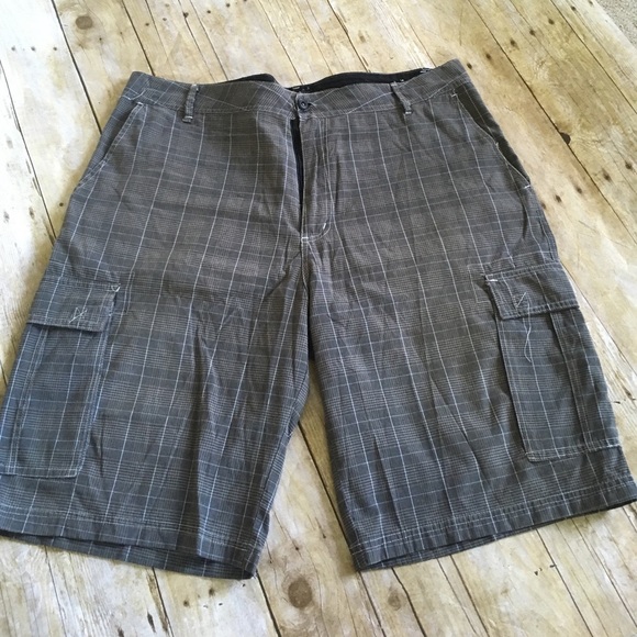 Men's Roadblock Cargo Shorts 42 - Picture 1 of 4